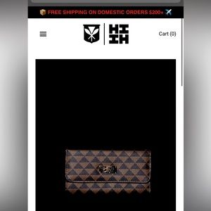 Hawaii's finest tan & brown Polynesian triangle wallet